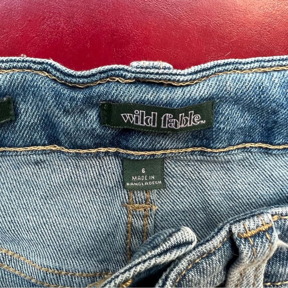 High Rise Mom Denim Short - Picture 3 of 4